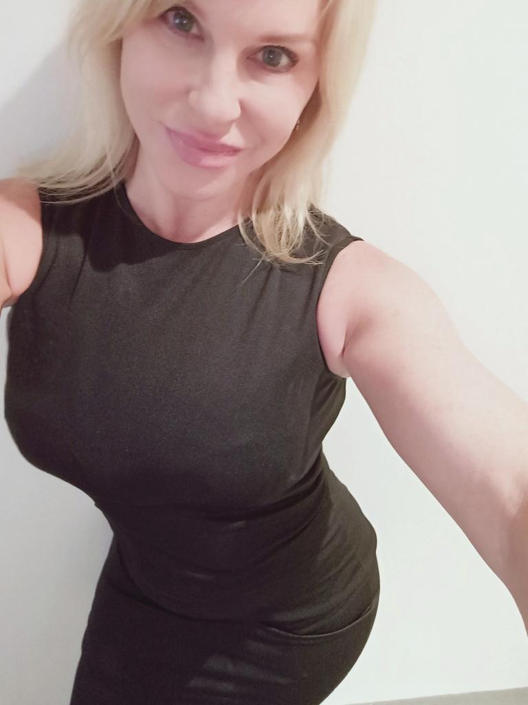 Natalie Jay gallery photograph
